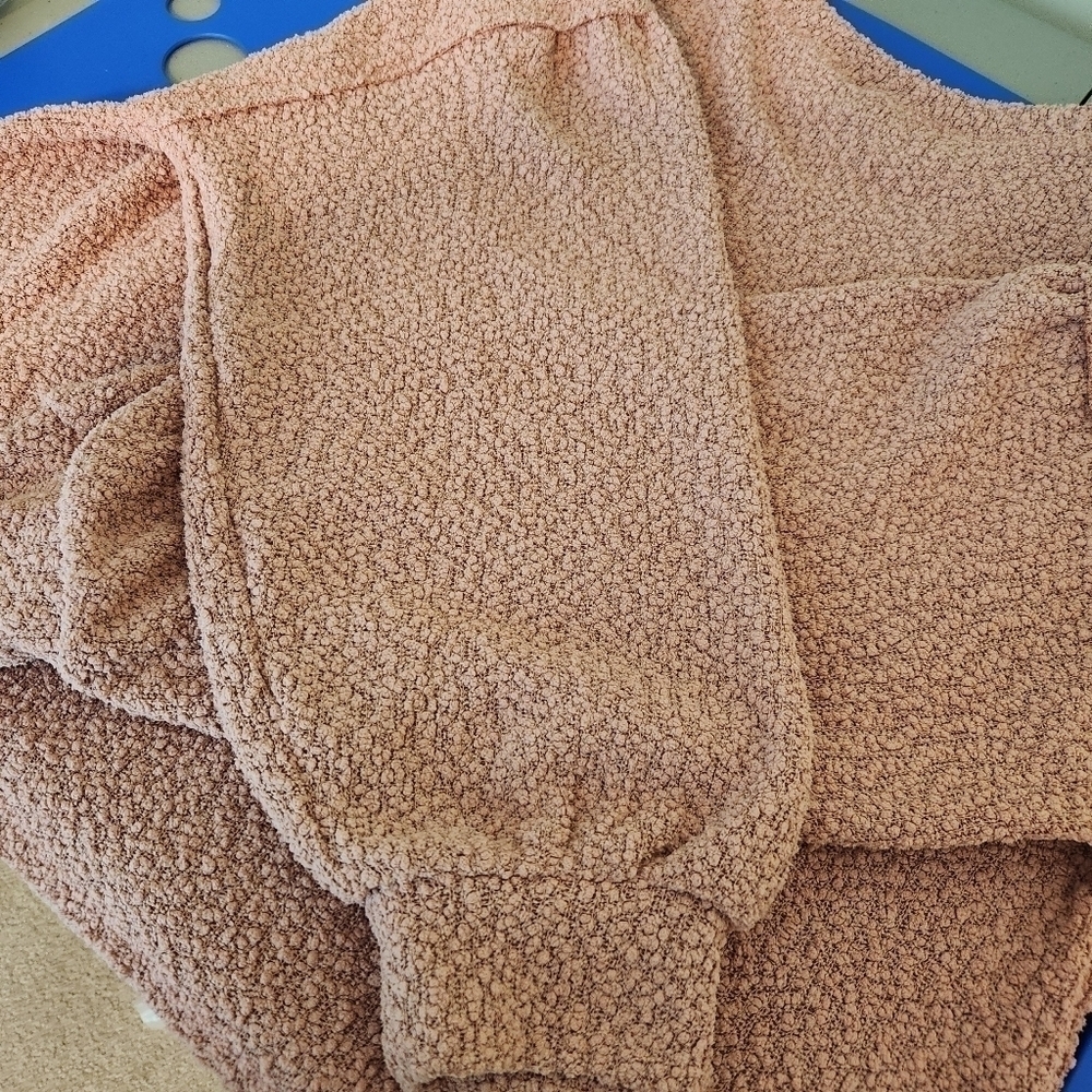 NWOT New In Sweater - Picture 10 of 11